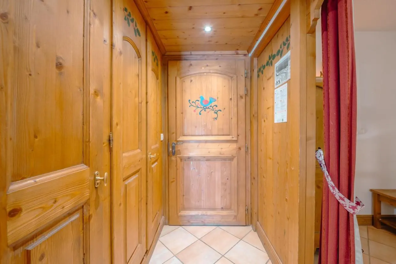 Residence Le Cristal - Mont Blanc 5 - Happy Rentals Chamonix 0*,