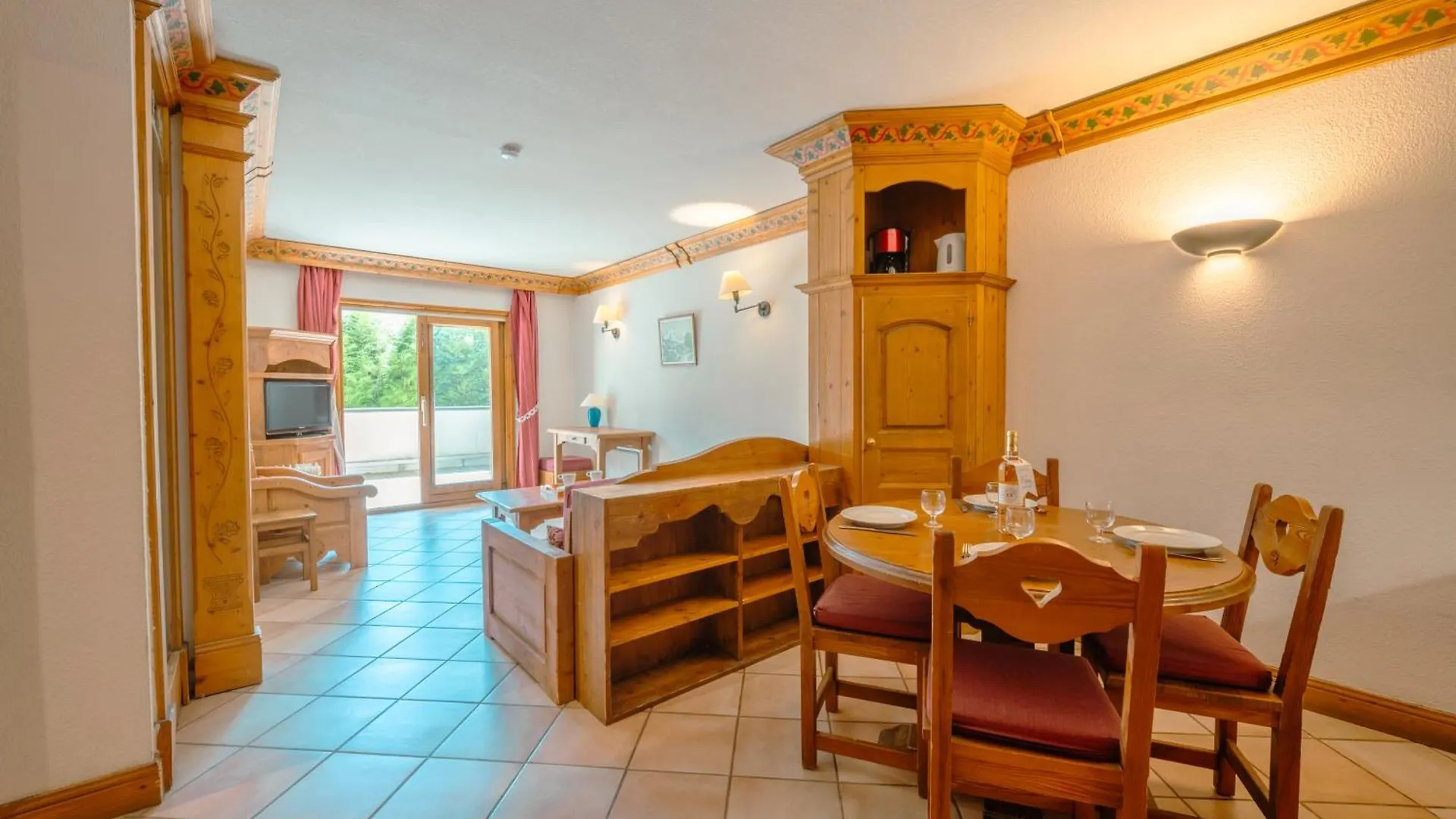 Residence Le Cristal - Mont Blanc 5 - Happy Rentals Chamonix