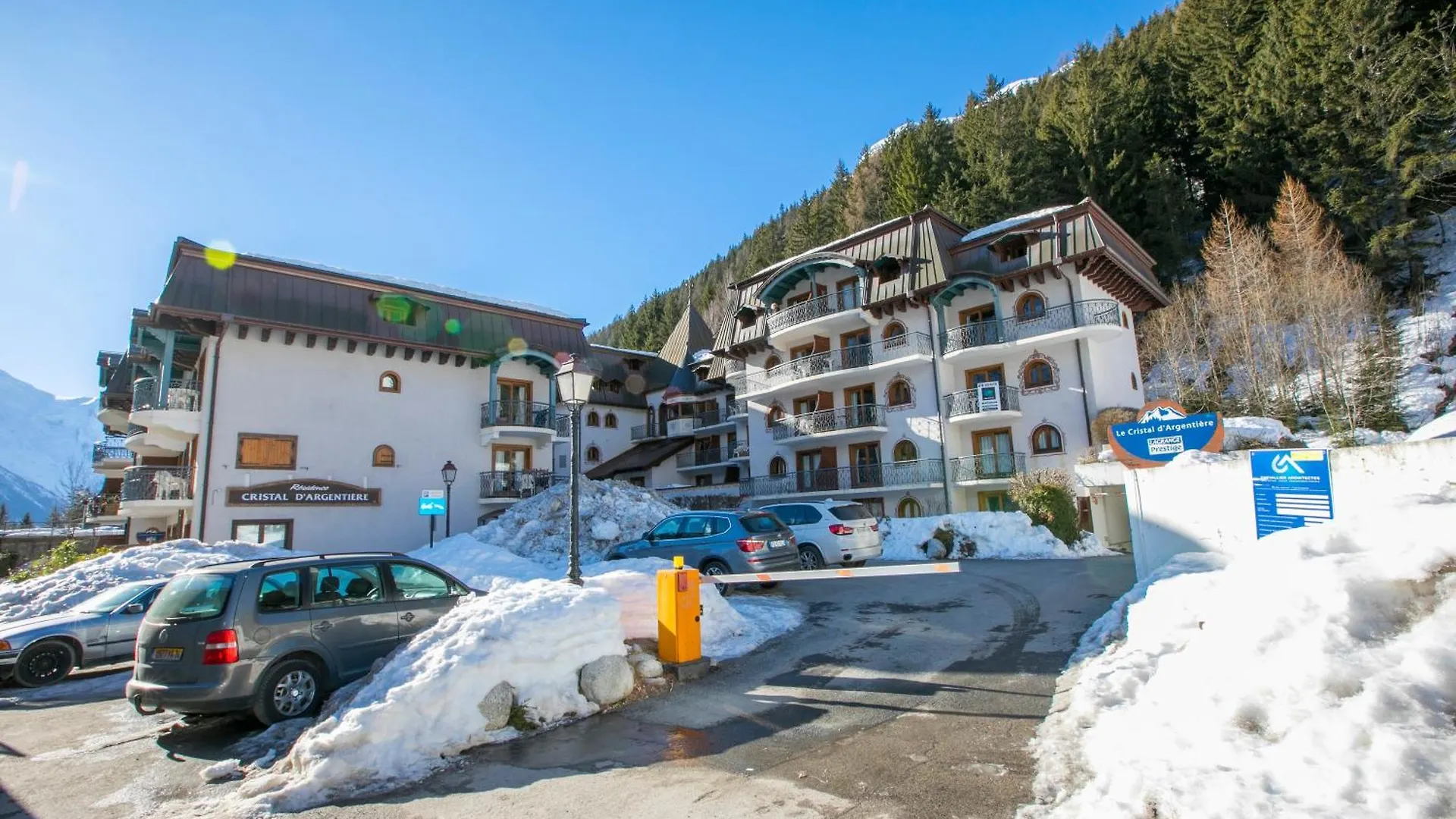Apartment Residence Le Cristal - Mont Blanc 5 - Happy Rentals Chamonix France